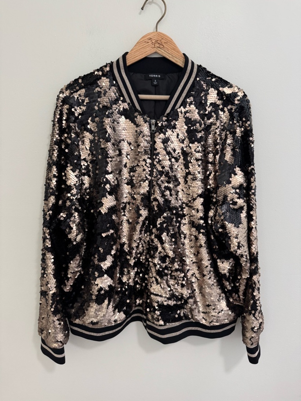 Torrid Gold Sequin Bomber Jacket - Picture 2 of 7
